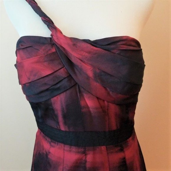 BCBG MaxAzria Red & Black Ombre Runway One-Shoulder Mini Dress - Size 2 - Picture 10 of 16